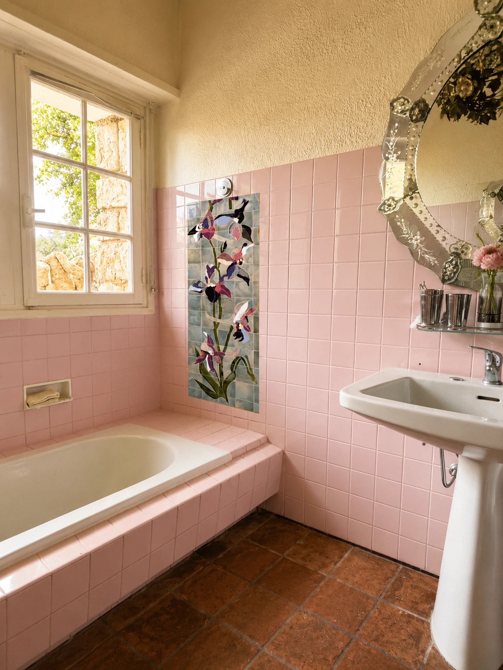 Douche habillée de céramique Art Nouveau peinte à la main, atelier du Vésinet